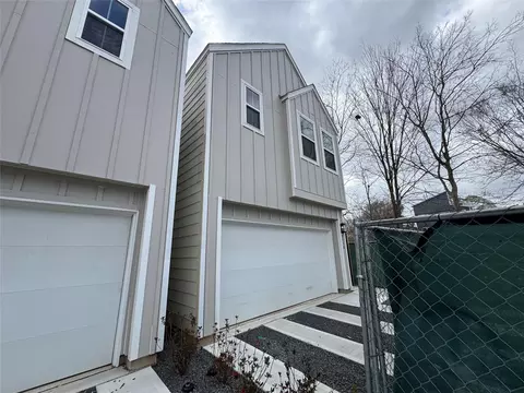 2715 Tierwester St, Houston, TX 77004