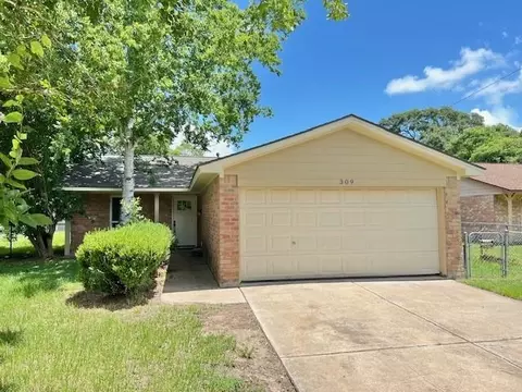 309 Bert St, Angleton, TX 77515 photo 1