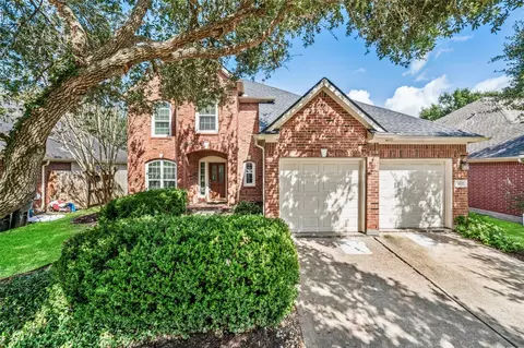3607 Parkshire Dr, Pearland, TX 77584