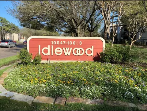 10051 Westpark Dr #256, Houston, TX 77042