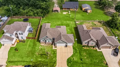26579 Pin Oak Dr, Hempstead, TX 77445