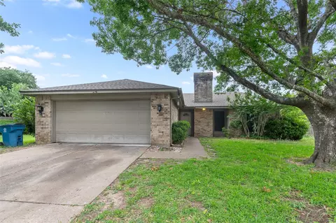 7935 Yellow Pine Dr, Houston, TX 77040