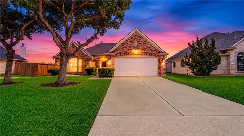 2226 Laurel Birch Dr, Houston, TX 77014