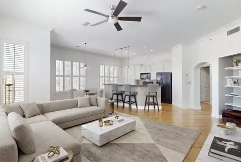 1010 Rosine St #29, Houston, TX 77019