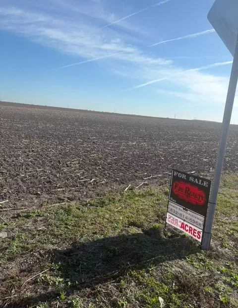 000 Cr-67, Bishop, TX 78343