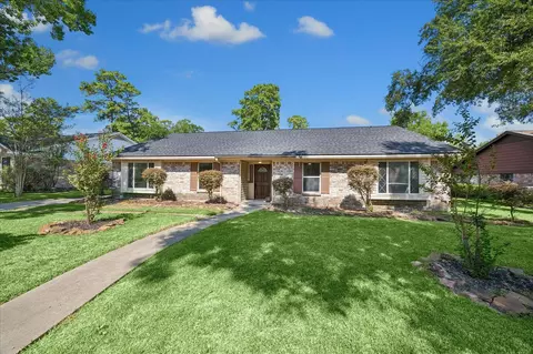 1115 Calderwood Dr, Houston, TX 77073