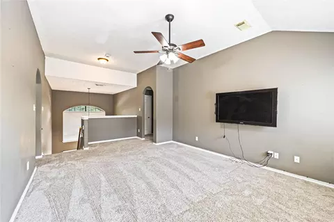 Living - 6410 Sparrows Glen Ln, Spring, TX 77379 photo 6 of 6