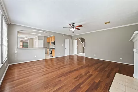 Living - 6410 Sparrows Glen Ln, Spring, TX 77379 photo 4 of 6