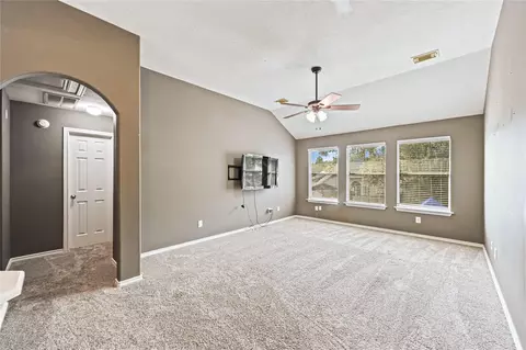 Living - 6410 Sparrows Glen Ln, Spring, TX 77379 photo 5 of 6