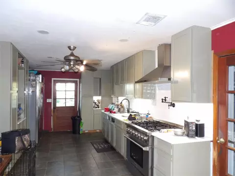 Kitchen - 6576 Carrell St, Shiro, TX 77876 photo 1 of 1