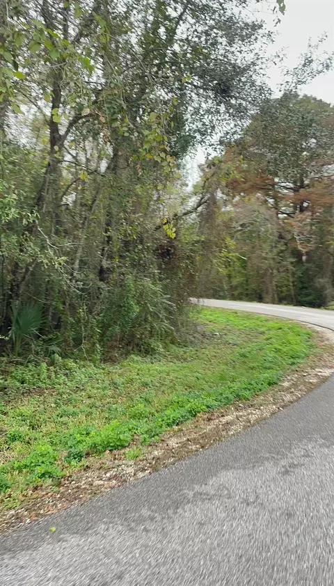 9 Bayou Bnd, Orange, TX 77630