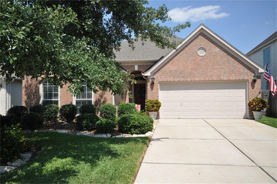 2819 Willow Fork Dr, Katy, TX 77450 photo 1