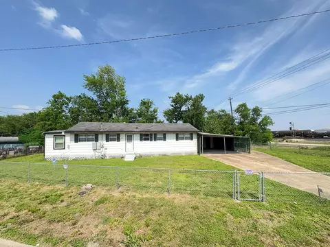 4602 N Wayside Dr, Houston, TX 77028