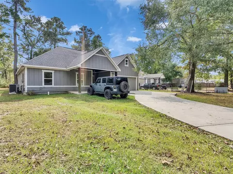 Exterior - 18182 William Ln, Conroe, TX 77302 photo 2 of 7