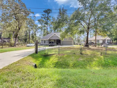 Exterior - 18182 William Ln, Conroe, TX 77302 photo 4 of 7