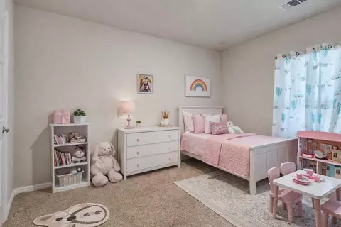 Bedroom - 18182 William Ln, Conroe, TX 77302 photo 3 of 3