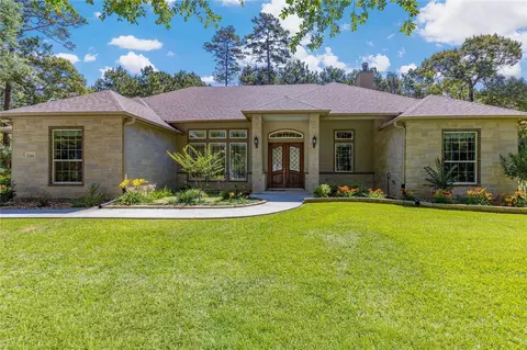 166 Rim Rock Rd, Huntsville, TX 77340