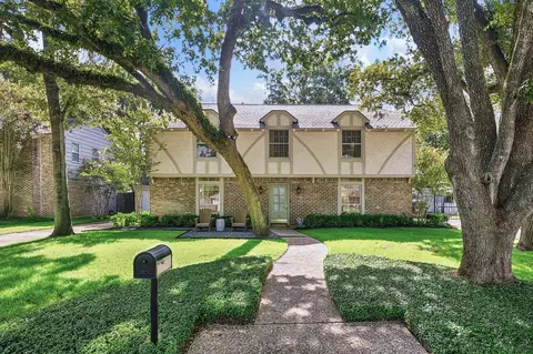 514 Bayou Knoll Dr, Houston, TX 77079