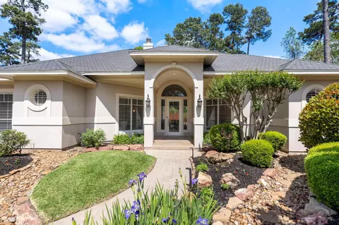 7002 Briton Centre Ct, Houston, TX 77069