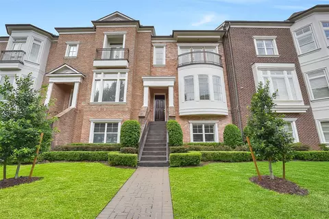 1374 Lake Pointe Pkwy, Sugar Land, TX 77478