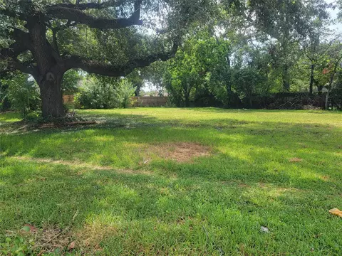 1802 Lafferty Rd, Pasadena, TX 77502 photo 1
