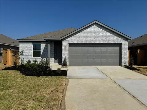 509 Robin St, Angleton, TX 77515 photo 1
