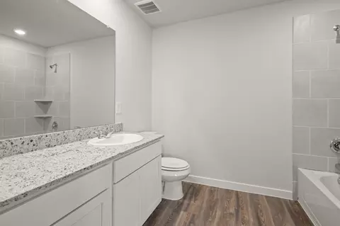 Bath - 9724 Caney Bend Rd, Conroe, TX 77303 photo 2 of 3