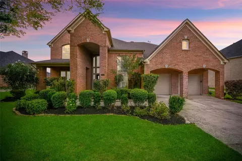 2008 Anchor Bay Ct, Pearland, TX 77584