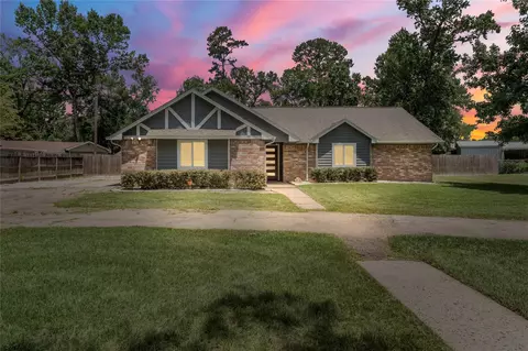 15151 Robin Trl, Conroe, TX 77302