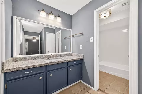 Bath - 17810 Abby Ln, Spring, TX 77379 photo 2 of 6