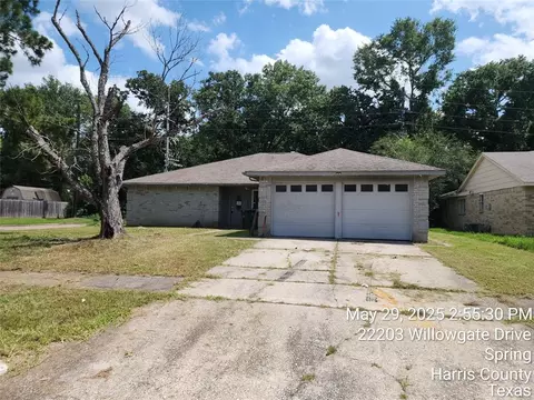 6410 Barrygate Dr, Spring, TX 77373 photo 1