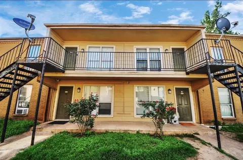 8100 Creekbend Dr #104, Houston, TX 77071