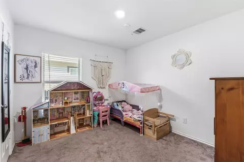 Bedroom - 1207 Blue Hazel Ct, Pinehurst, TX 77362 photo 4 of 4