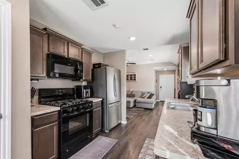 Kitchen - 1207 Blue Hazel Ct, Pinehurst, TX 77362 photo 1 of 1