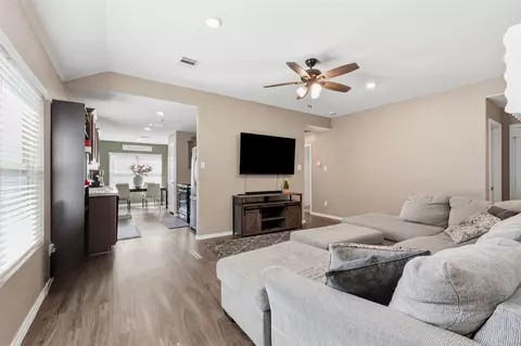 Other - 1207 Blue Hazel Ct, Pinehurst, TX 77362 photo 1 of 7