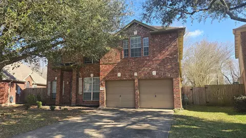 4831 Preston Trails Ln, Pasadena, TX 77505