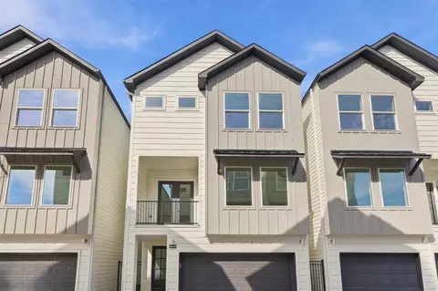904 Kern St #B, Houston, TX 77009