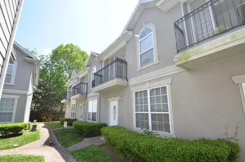 11045 Landswalk Dr #122, Houston, TX 77099
