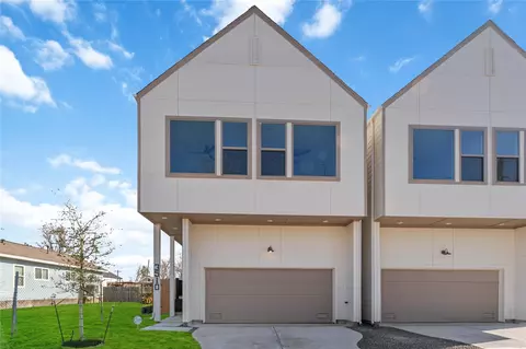 3510 Delhi St, Houston, TX 77022