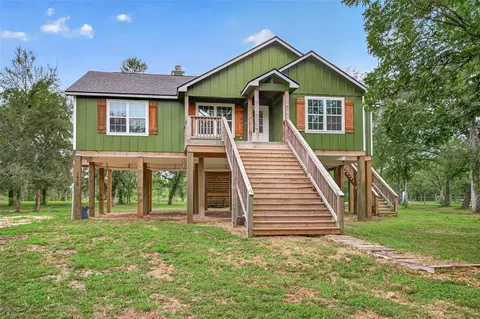 14720 Padre Ct, Needville, TX 77461