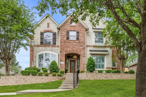 2153 Summit Mist Dr, Conroe, TX 77304