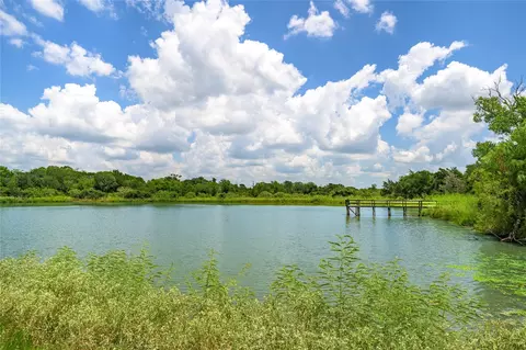 4900 Andreas Rd, Round Top, TX 78954