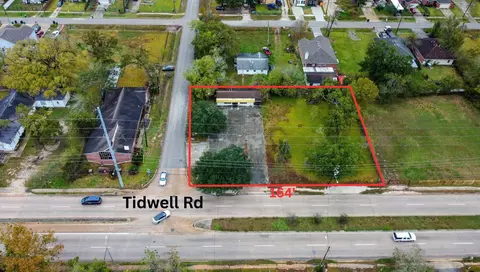 8101 Tidwell Rd, Houston, TX 77028