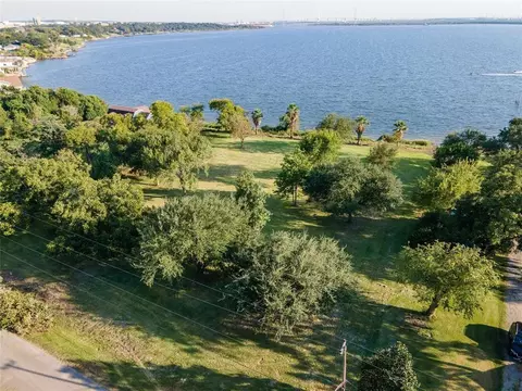 00 Crow Rd, Baytown, TX 77520