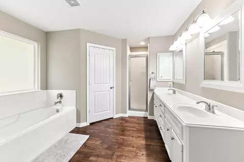 Bath - 12220 Farm To Market 356, Trinity, TX 75862 photo 4 of 5