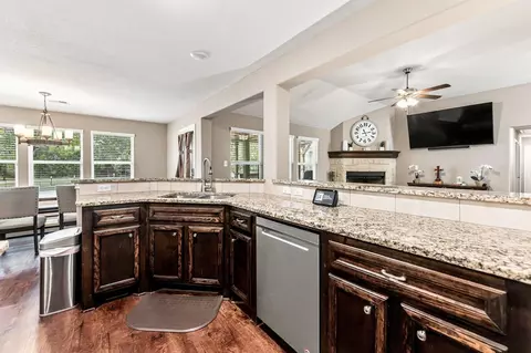 Kitchen - 12220 Farm To Market 356, Trinity, TX 75862 photo 2 of 4
