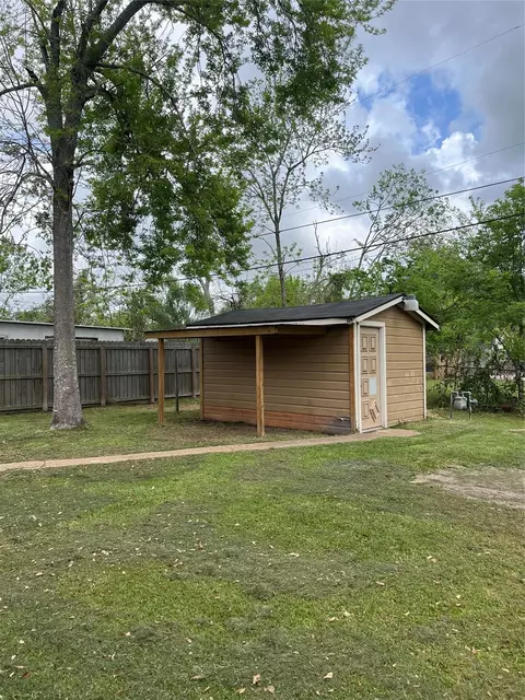 Other - 828 N Chenango St, Angleton, TX 77515 photo 7 of 7