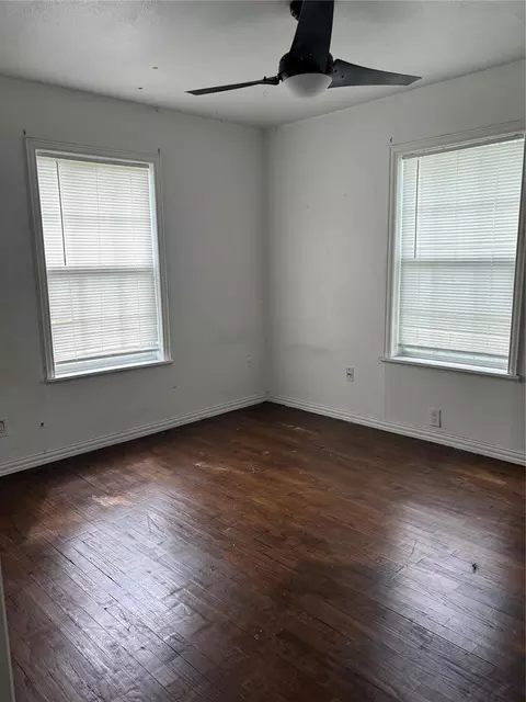 Bedroom - 828 N Chenango St, Angleton, TX 77515 photo 5 of 5