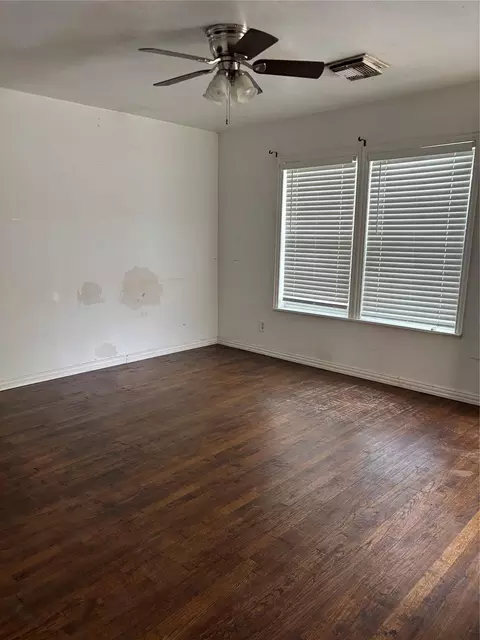 Bedroom - 828 N Chenango St, Angleton, TX 77515 photo 2 of 5