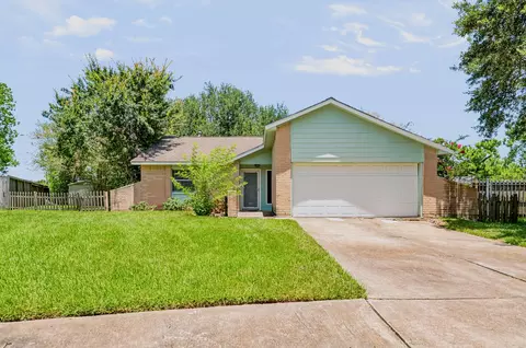 2508 Knoxville Dr, League City, TX 77573